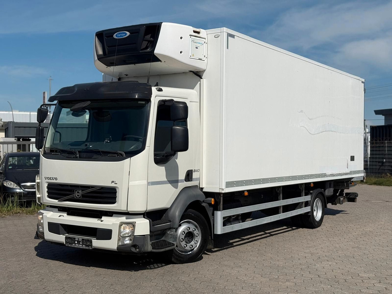 Volvo FL 240 Carrier Easy Cold+Hebebühne - Φορτηγό ψυγείο: φωτογραφία 1 Volvo FL 240 Carrier Easy Cold+Hebebühne - Φορτηγό ψυγείο: φωτογραφία 1