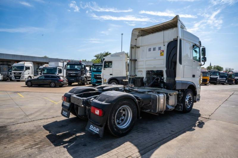DAF XF 480 + Kiphydr. (50T.) - Τράκτορας: φωτογραφία 4 DAF XF 480 + Kiphydr. (50T.) - Τράκτορας: φωτογραφία 4