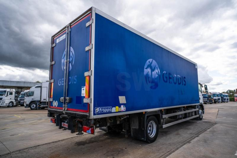 MAN TGM 18 340 BL + CARRIER 950 MT - Φορτηγό ψυγείο: φωτογραφία 4 MAN TGM 18 340 BL + CARRIER 950 MT - Φορτηγό ψυγείο: φωτογραφία 4