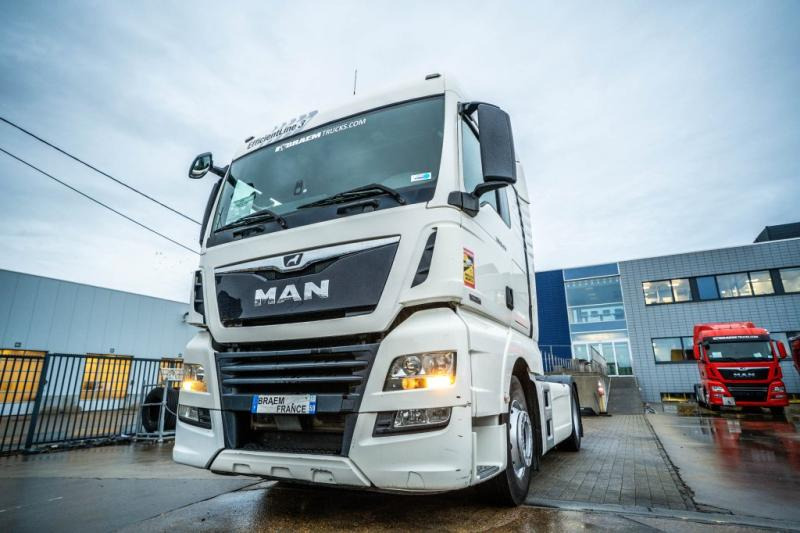 MAN TGX 18.470 XLX + INTARDER - Τράκτορας: φωτογραφία 2 MAN TGX 18.470 XLX + INTARDER - Τράκτορας: φωτογραφία 2