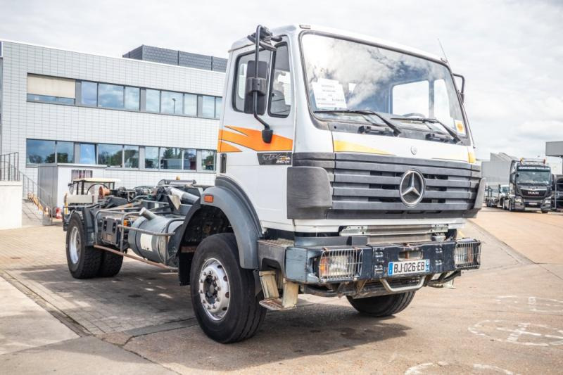 Mercedes SK 2024 HN - Φορτηγό φόρτωσης γάντζου: φωτογραφία 2 Mercedes SK 2024 HN - Φορτηγό φόρτωσης γάντζου: φωτογραφία 2