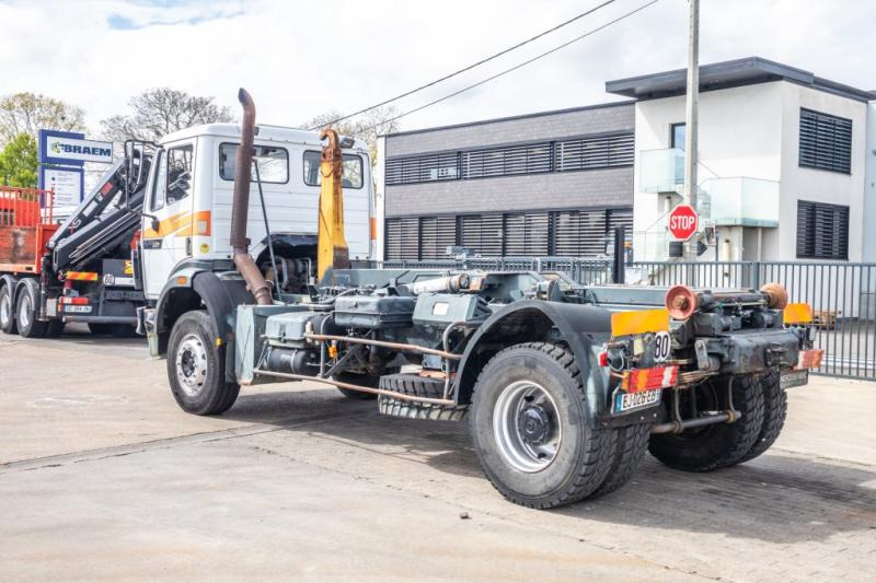 Mercedes SK 2024 HN - Φορτηγό φόρτωσης γάντζου: φωτογραφία 4 Mercedes SK 2024 HN - Φορτηγό φόρτωσης γάντζου: φωτογραφία 4