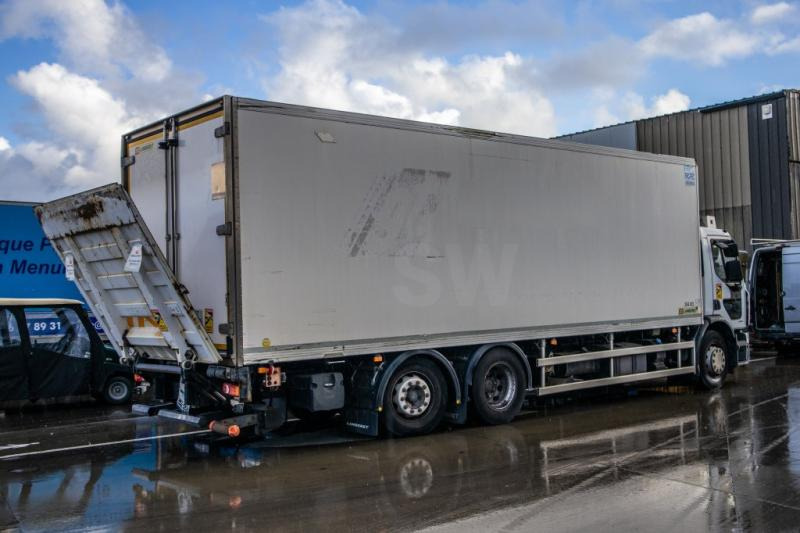 Renault PREMIUM 310DXI+E5+CARRIER+ENGINE PROBLEM - Φορτηγό ψυγείο: φωτογραφία 3 Renault PREMIUM 310DXI+E5+CARRIER+ENGINE PROBLEM - Φορτηγό ψυγείο: φωτογραφία 3