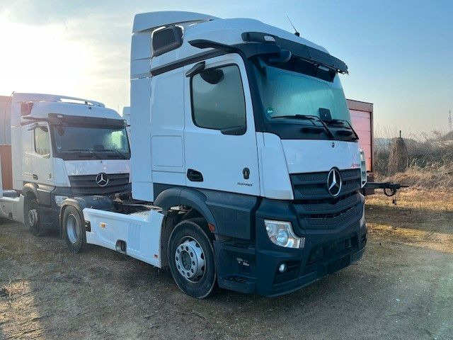 Mercedes-Benz Actros 5 L-Fahrerhaus 1846 - Τράκτορας: φωτογραφία 4 Mercedes-Benz Actros 5 L-Fahrerhaus 1846 - Τράκτορας: φωτογραφία 4