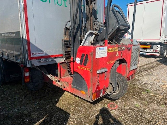 Palfinger F3-253PX Allrad - Περονοφόρο όχημα: φωτογραφία 5 Palfinger F3-253PX Allrad - Περονοφόρο όχημα: φωτογραφία 5