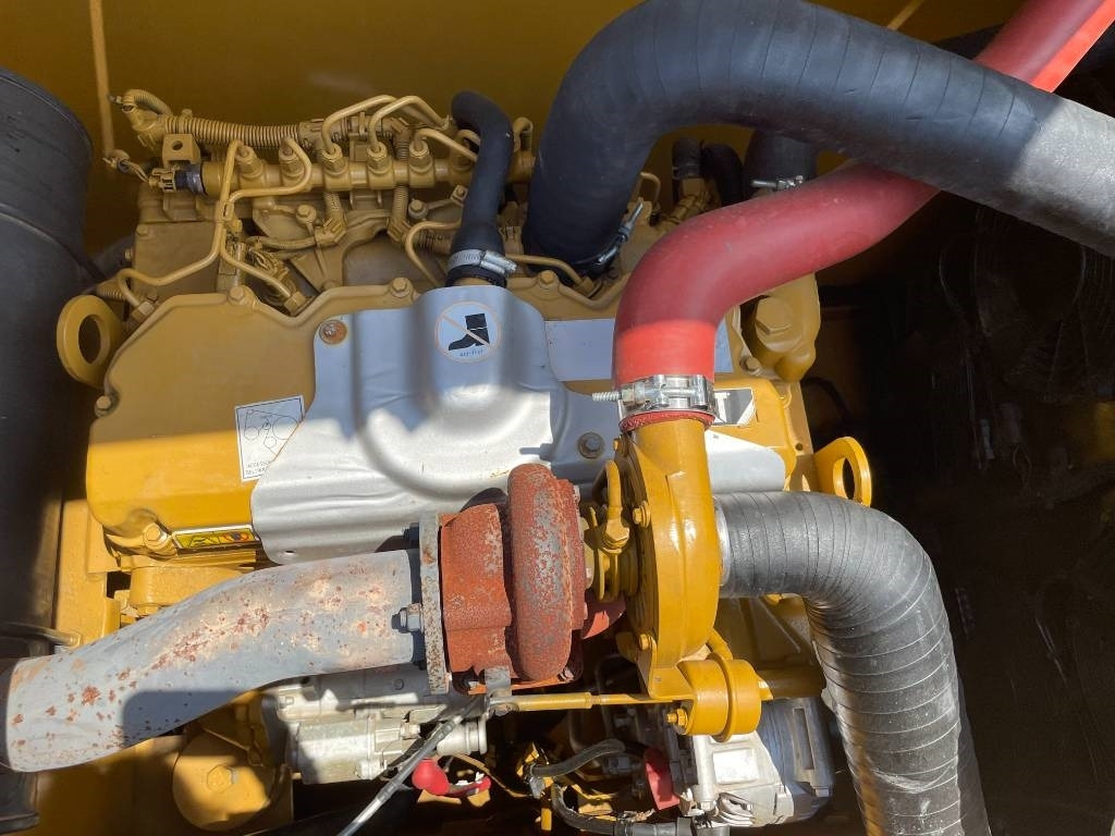 CAT 320 GC - Ερπυστριοφόρος εκσκαφέας: φωτογραφία 4 CAT 320 GC - Ερπυστριοφόρος εκσκαφέας: φωτογραφία 4