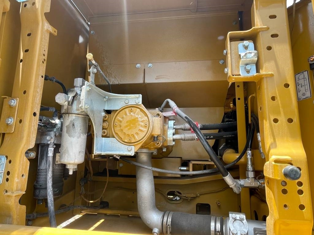 CAT 330GC - Ερπυστριοφόρος εκσκαφέας: φωτογραφία 4 CAT 330GC - Ερπυστριοφόρος εκσκαφέας: φωτογραφία 4