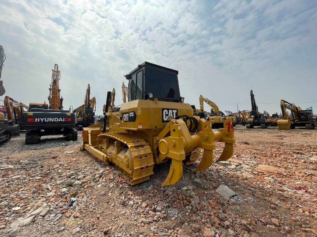 CAT D 7 G - Ερπυστριοφόρος εκσκαφέας: φωτογραφία 3 CAT D 7 G - Ερπυστριοφόρος εκσκαφέας: φωτογραφία 3