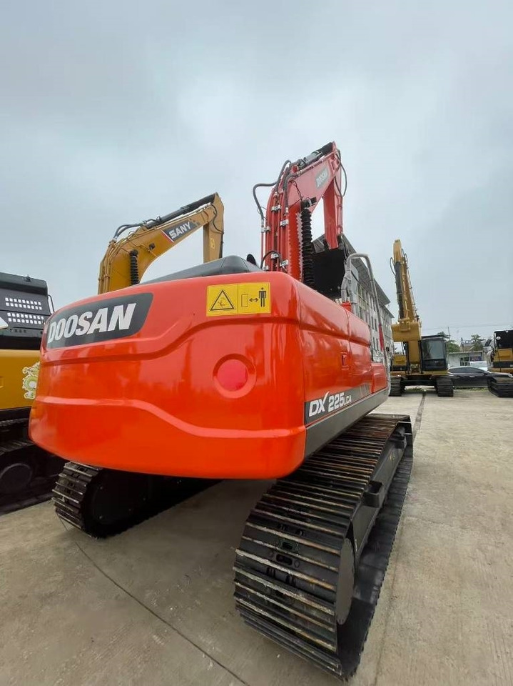 Doosan DX 225 LC - Ερπυστριοφόρος εκσκαφέας: φωτογραφία 3 Doosan DX 225 LC - Ερπυστριοφόρος εκσκαφέας: φωτογραφία 3
