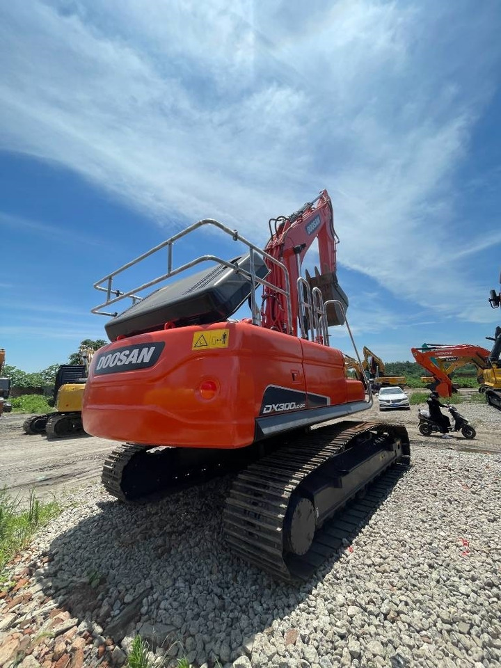 Doosan DX 300 - Ερπυστριοφόρος εκσκαφέας: φωτογραφία 2 Doosan DX 300 - Ερπυστριοφόρος εκσκαφέας: φωτογραφία 2