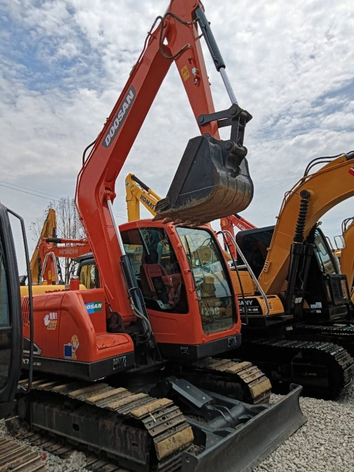 Doosan DX 75 - Ερπυστριοφόρος εκσκαφέας: φωτογραφία 5 Doosan DX 75 - Ερπυστριοφόρος εκσκαφέας: φωτογραφία 5