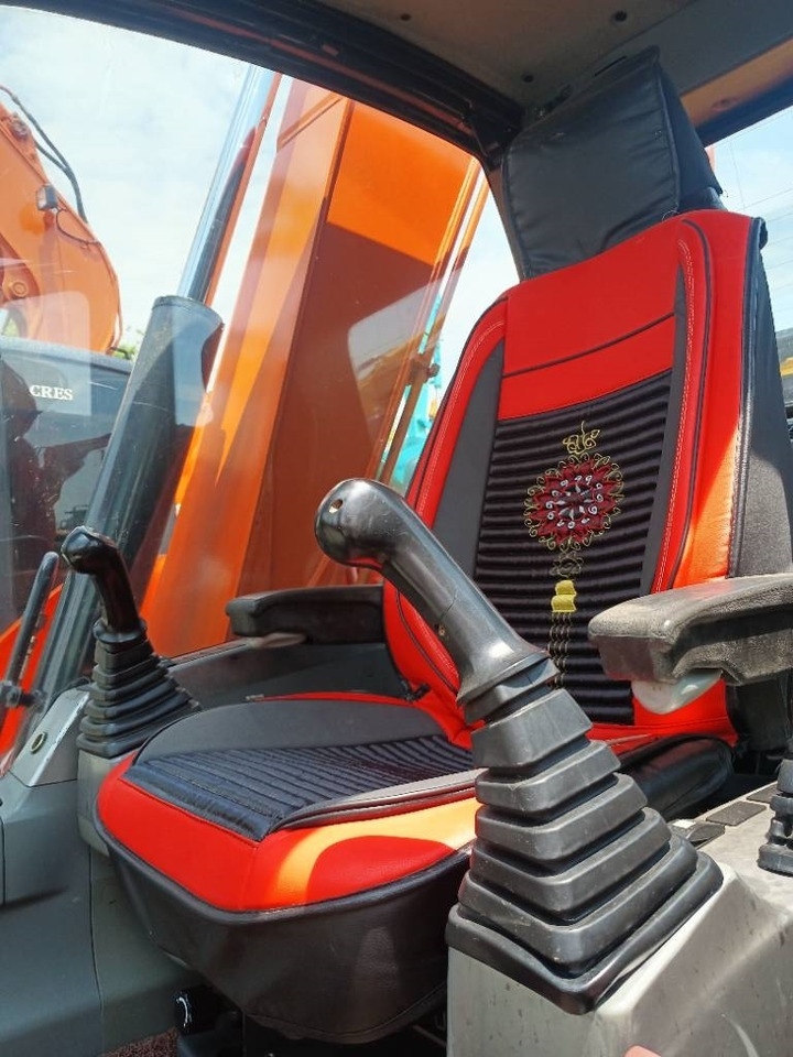 Doosan DX 75 - Ερπυστριοφόρος εκσκαφέας: φωτογραφία 2 Doosan DX 75 - Ερπυστριοφόρος εκσκαφέας: φωτογραφία 2