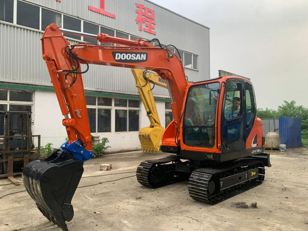Doosan DX 75 - Μίνι εκσκαφέας: φωτογραφία 2 Doosan DX 75 - Μίνι εκσκαφέας: φωτογραφία 2