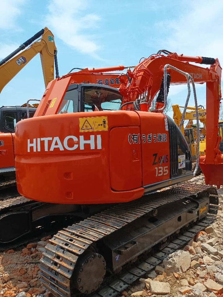 Hitachi ZX 135 U-5 - Ερπυστριοφόρος εκσκαφέας: φωτογραφία 2 Hitachi ZX 135 U-5 - Ερπυστριοφόρος εκσκαφέας: φωτογραφία 2
