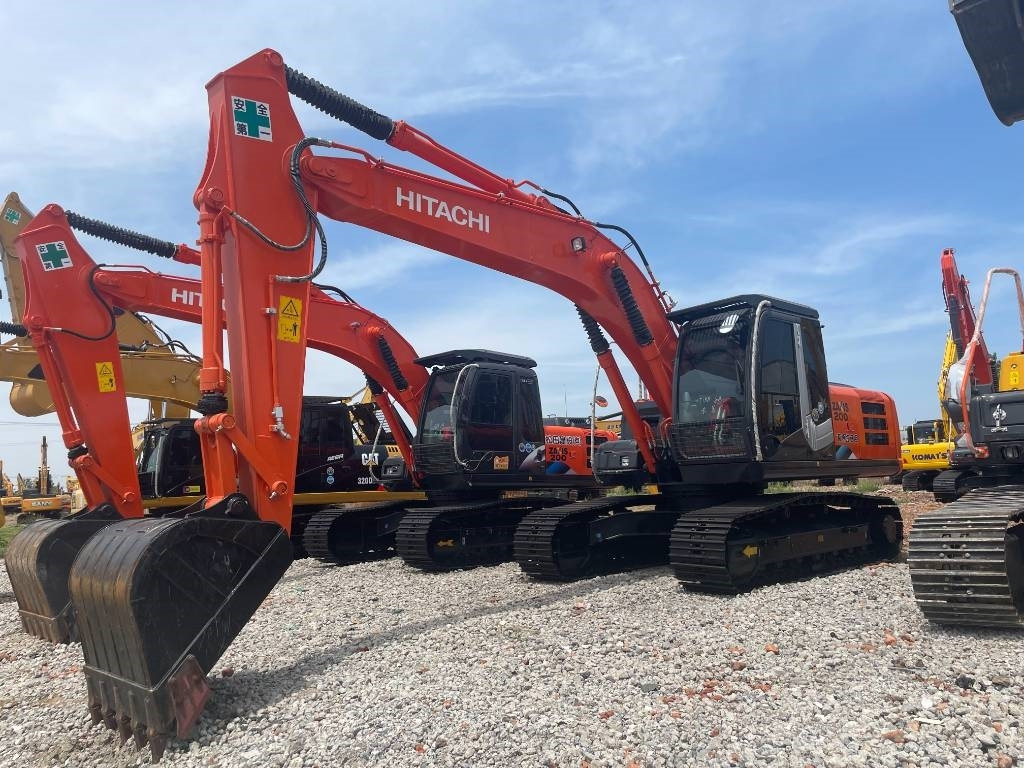 Hitachi ZX 200 - Ερπυστριοφόρος εκσκαφέας: φωτογραφία 2 Hitachi ZX 200 - Ερπυστριοφόρος εκσκαφέας: φωτογραφία 2