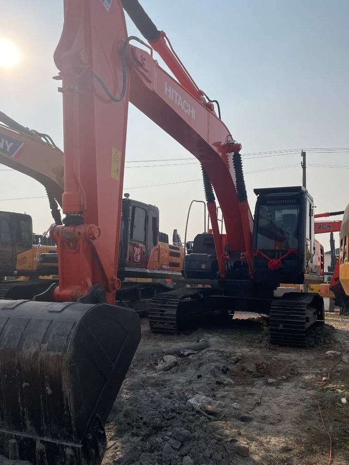 Hitachi ZX 210 - Ερπυστριοφόρος εκσκαφέας: φωτογραφία 4 Hitachi ZX 210 - Ερπυστριοφόρος εκσκαφέας: φωτογραφία 4