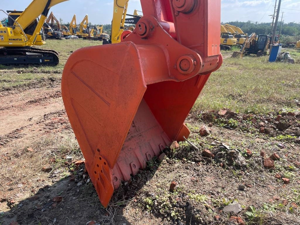 Hitachi ZX 240 - Ερπυστριοφόρος εκσκαφέας: φωτογραφία 5 Hitachi ZX 240 - Ερπυστριοφόρος εκσκαφέας: φωτογραφία 5