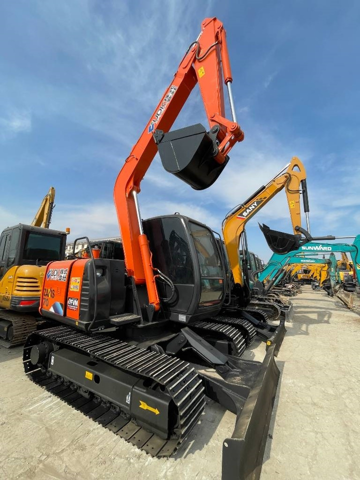 Hitachi ZX 70 - Μίνι εκσκαφέας: φωτογραφία 3 Hitachi ZX 70 - Μίνι εκσκαφέας: φωτογραφία 3