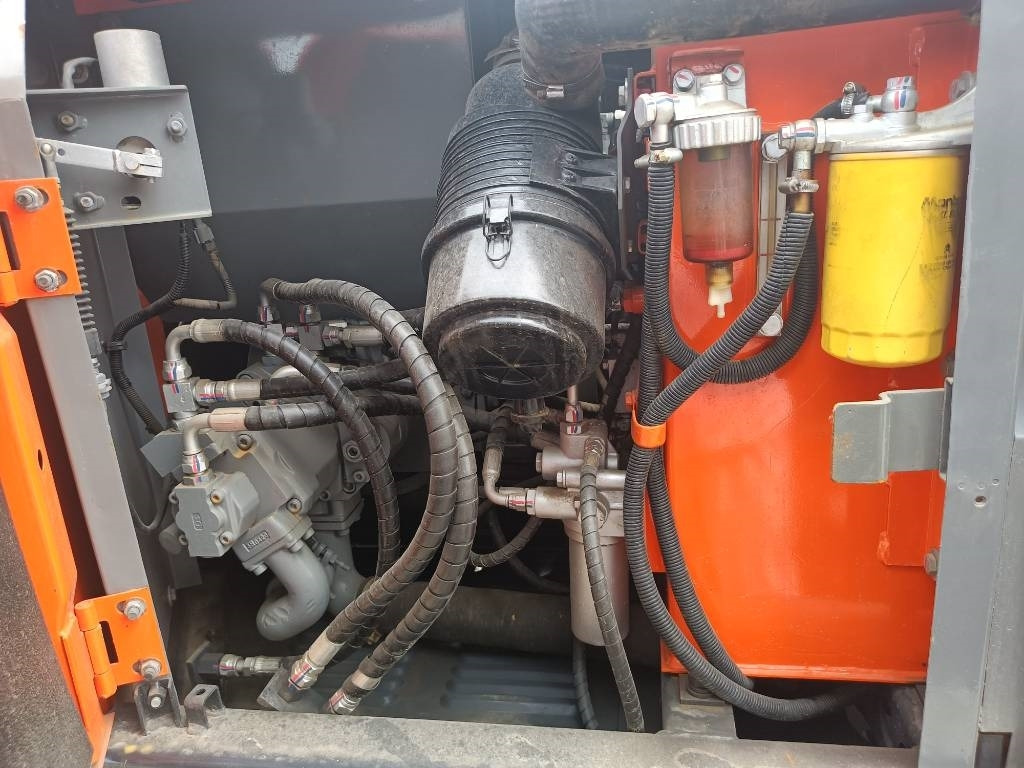 Hitachi ZX 70 - Μίνι εκσκαφέας: φωτογραφία 3 Hitachi ZX 70 - Μίνι εκσκαφέας: φωτογραφία 3