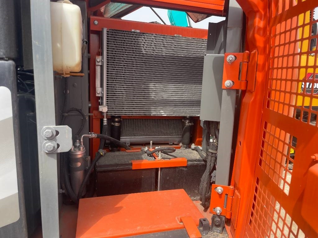 Hitachi ZX 70 - Μίνι εκσκαφέας: φωτογραφία 4 Hitachi ZX 70 - Μίνι εκσκαφέας: φωτογραφία 4