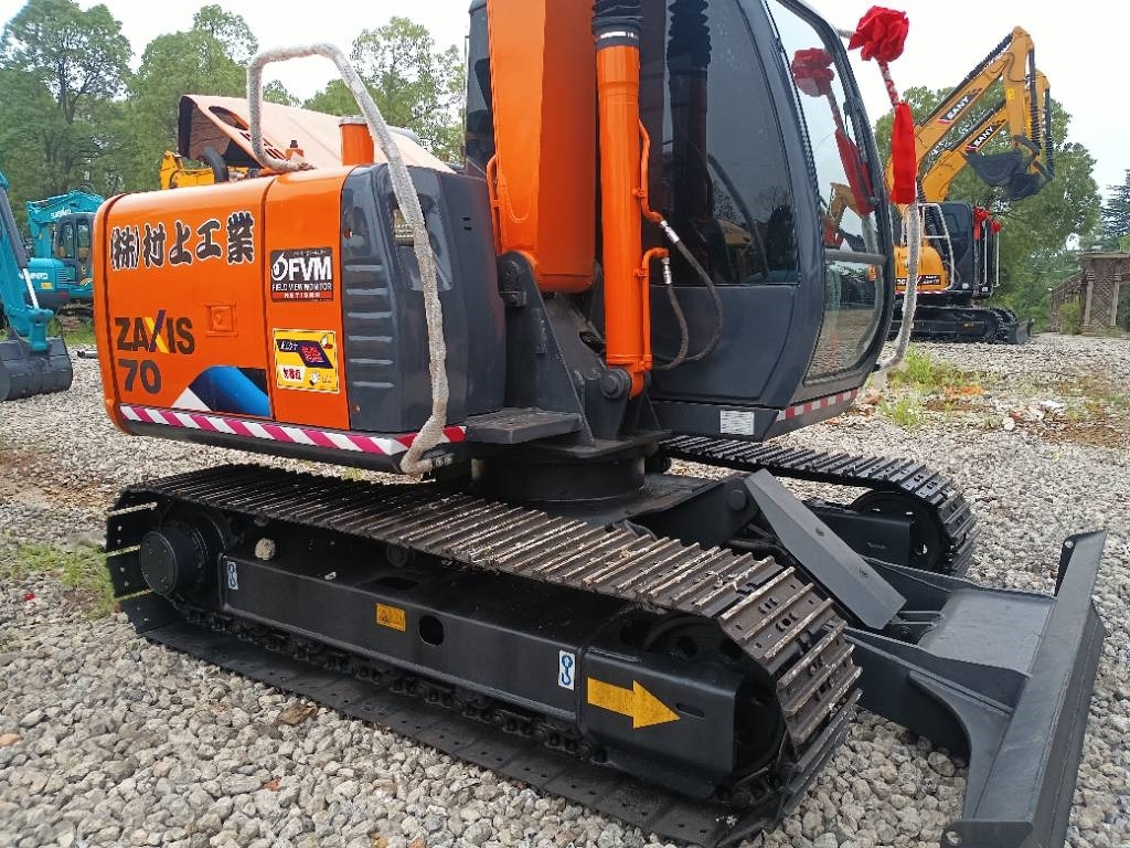 Hitachi ZX70 - Ερπυστριοφόρος εκσκαφέας: φωτογραφία 3 Hitachi ZX70 - Ερπυστριοφόρος εκσκαφέας: φωτογραφία 3