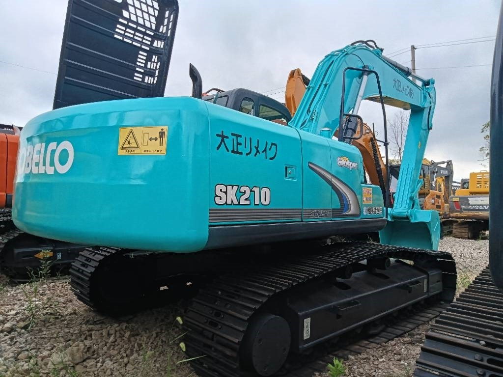 Kobelco SK 210 - Ερπυστριοφόρος εκσκαφέας: φωτογραφία 1 Kobelco SK 210 - Ερπυστριοφόρος εκσκαφέας: φωτογραφία 1