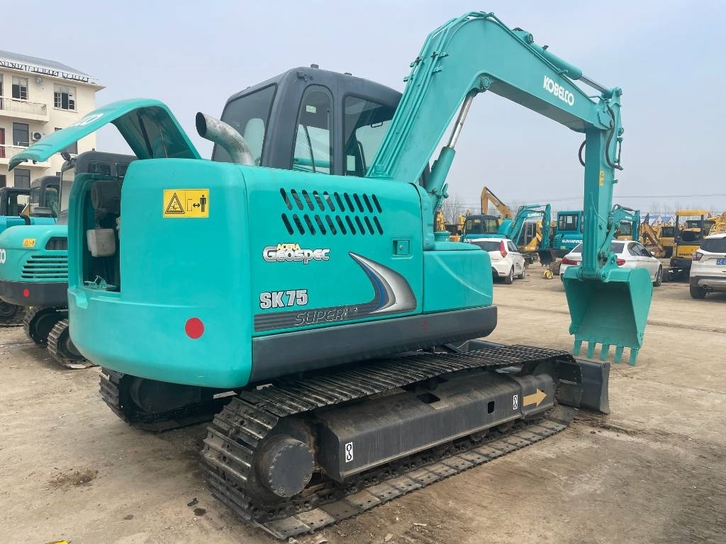 Kobelco SK 75 - Μίνι εκσκαφέας: φωτογραφία 2 Kobelco SK 75 - Μίνι εκσκαφέας: φωτογραφία 2