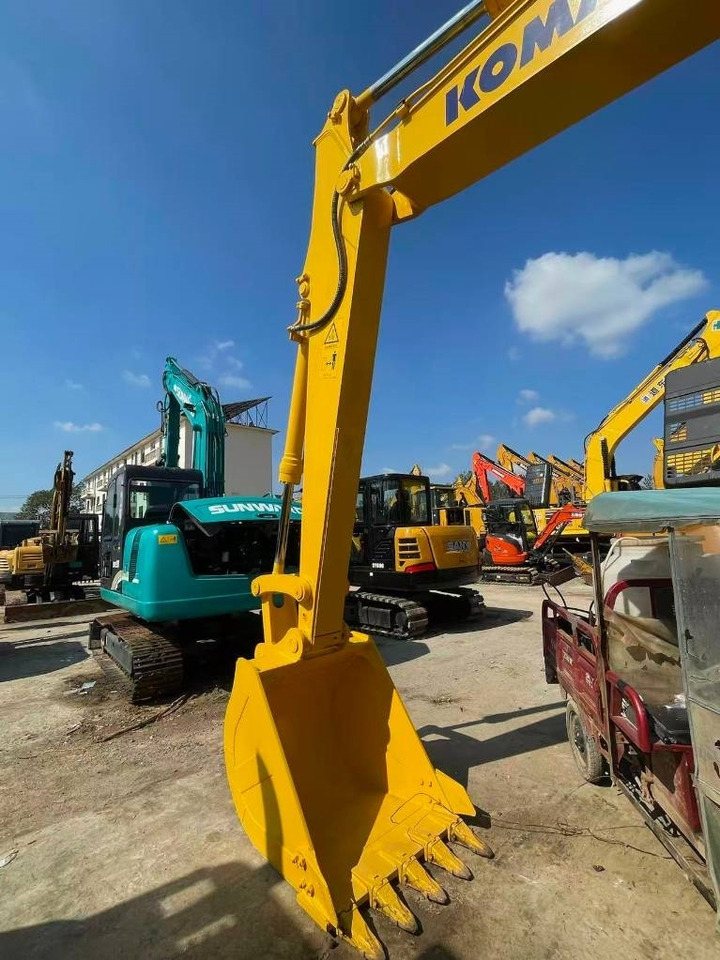 Komatsu PC 130  - Ερπυστριοφόρος εκσκαφέας: φωτογραφία 3 Komatsu PC 130  - Ερπυστριοφόρος εκσκαφέας: φωτογραφία 3