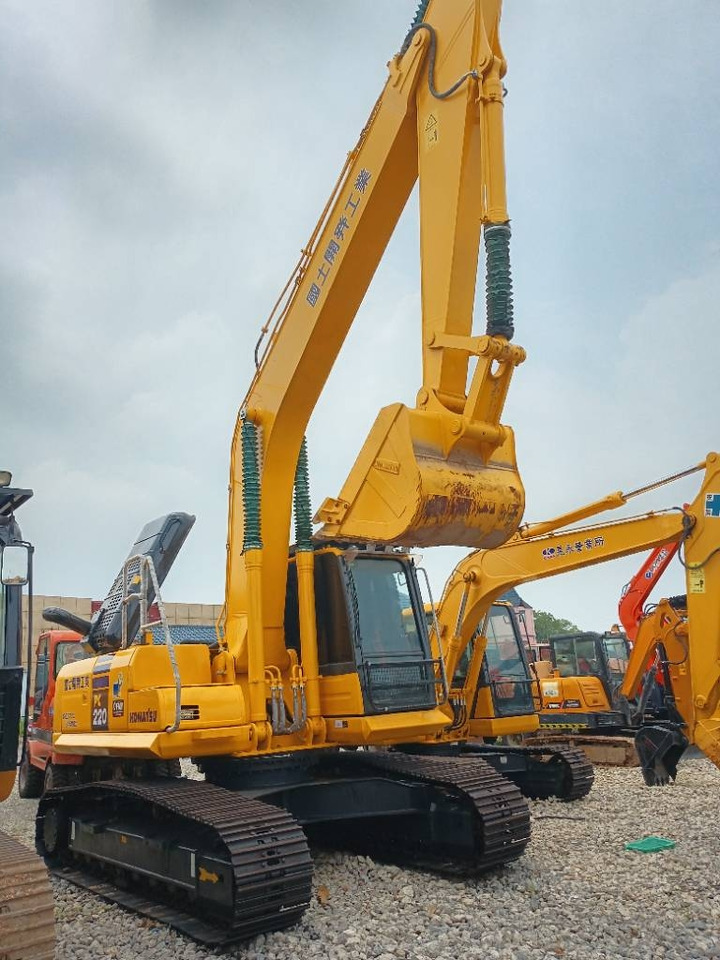 Komatsu PC 220-8 - Ερπυστριοφόρος εκσκαφέας: φωτογραφία 1 Komatsu PC 220-8 - Ερπυστριοφόρος εκσκαφέας: φωτογραφία 1