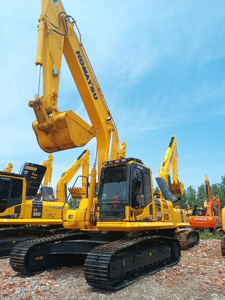 Komatsu PC 240 - Ερπυστριοφόρος εκσκαφέας: φωτογραφία 2 Komatsu PC 240 - Ερπυστριοφόρος εκσκαφέας: φωτογραφία 2