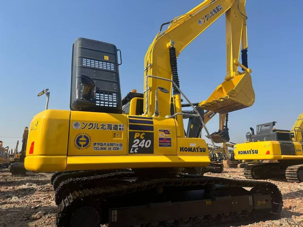Komatsu PC 240 - Ερπυστριοφόρος εκσκαφέας: φωτογραφία 1 Komatsu PC 240 - Ερπυστριοφόρος εκσκαφέας: φωτογραφία 1