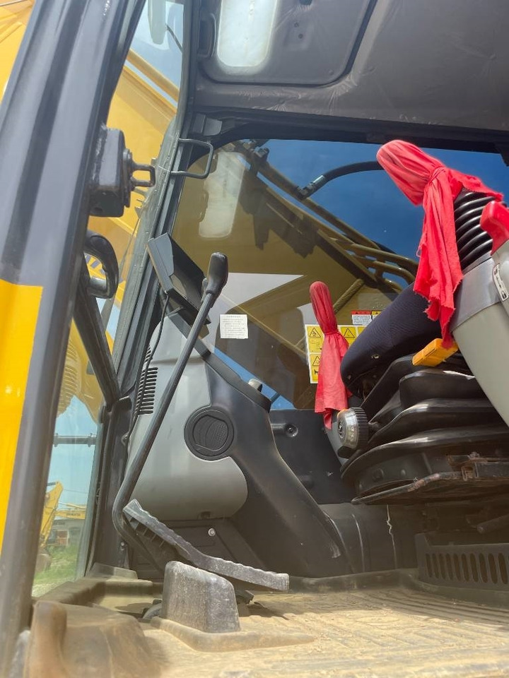 Komatsu PC 350 - Ερπυστριοφόρος εκσκαφέας: φωτογραφία 3 Komatsu PC 350 - Ερπυστριοφόρος εκσκαφέας: φωτογραφία 3