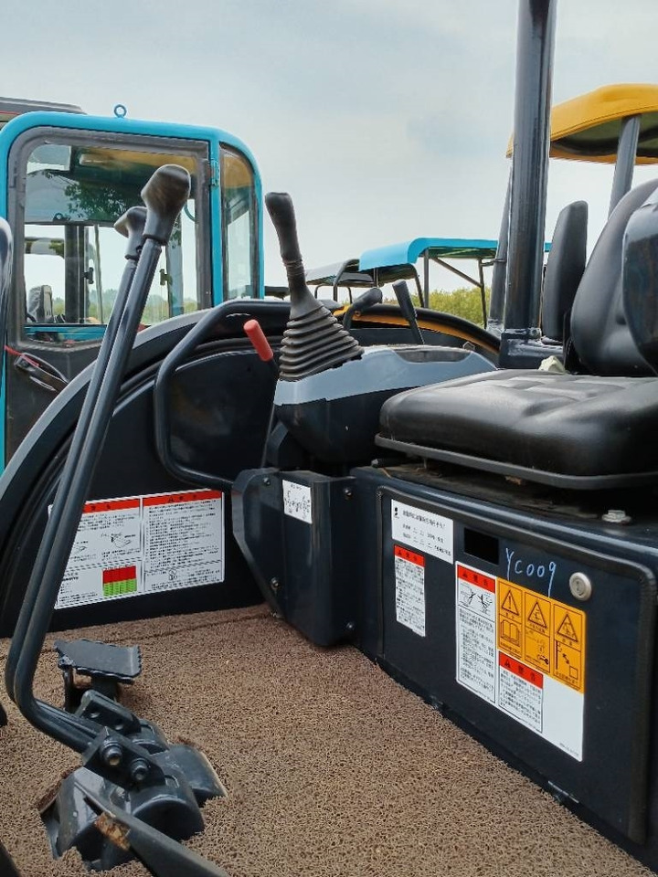 Komatsu PC 35 - Ερπυστριοφόρος εκσκαφέας: φωτογραφία 5 Komatsu PC 35 - Ερπυστριοφόρος εκσκαφέας: φωτογραφία 5