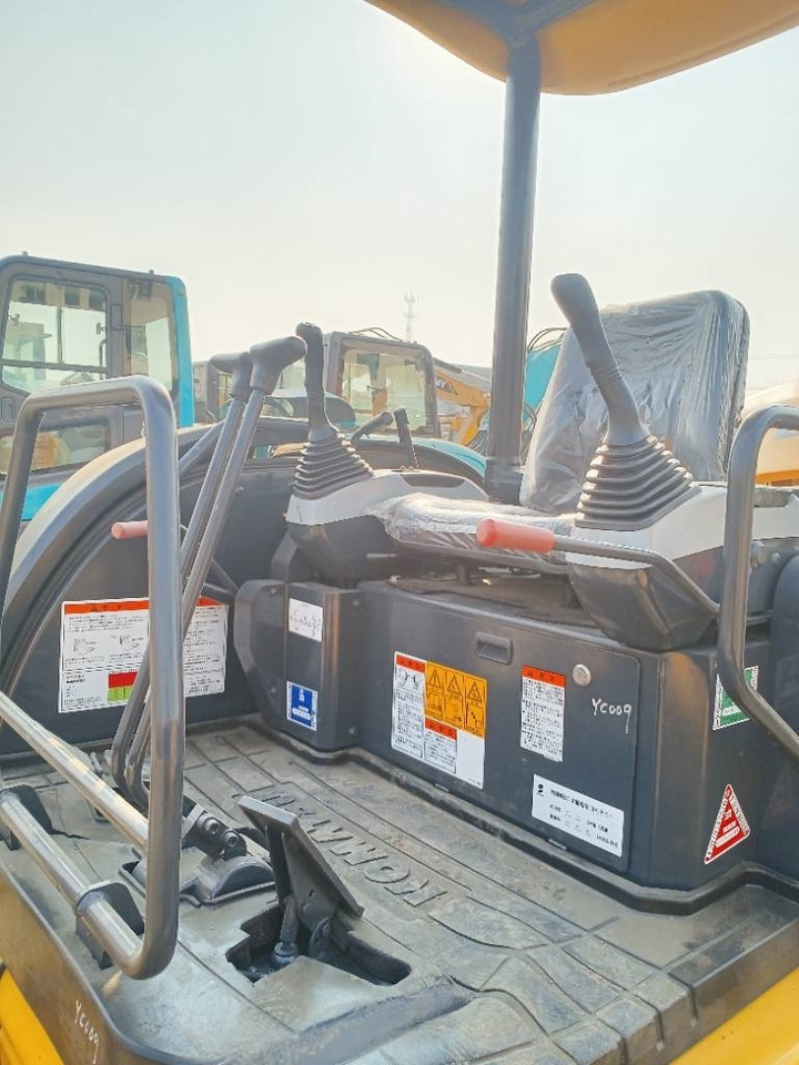 Komatsu PC 35 - Μίνι εκσκαφέας: φωτογραφία 4 Komatsu PC 35 - Μίνι εκσκαφέας: φωτογραφία 4