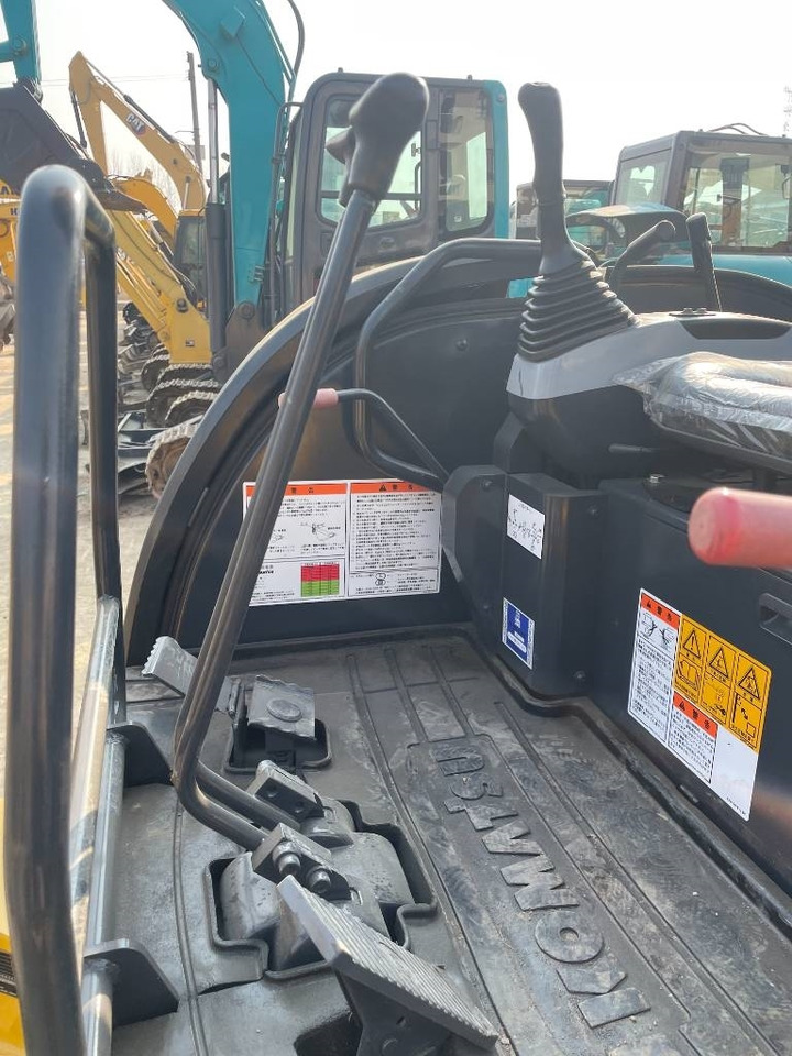 Komatsu PC 35 - Μίνι εκσκαφέας: φωτογραφία 5 Komatsu PC 35 - Μίνι εκσκαφέας: φωτογραφία 5