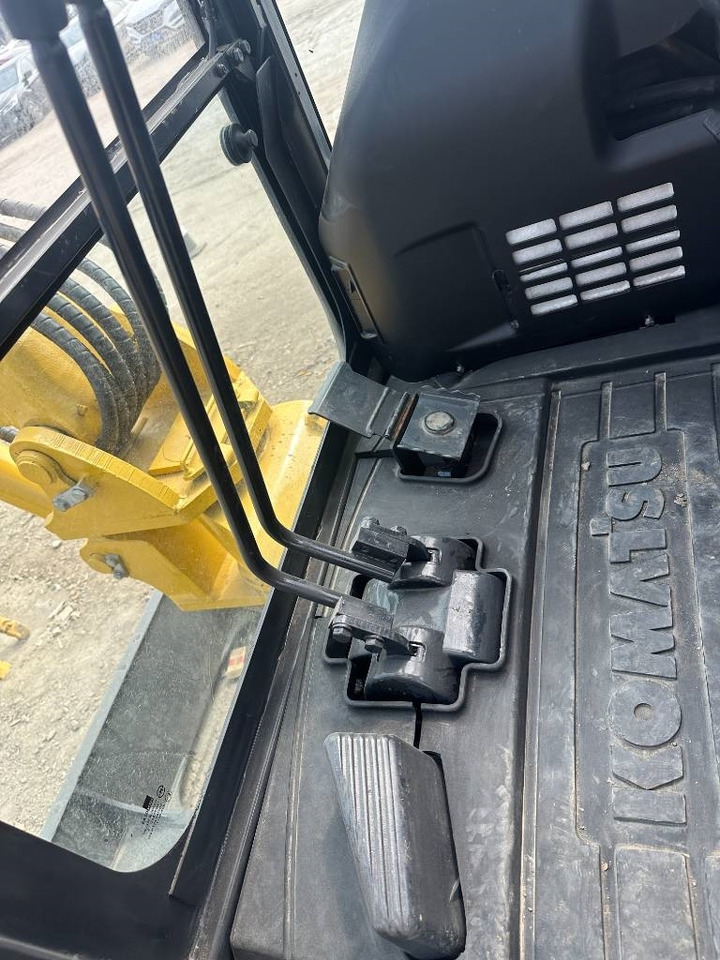 Komatsu PC 40 MR - Μίνι εκσκαφέας: φωτογραφία 5 Komatsu PC 40 MR - Μίνι εκσκαφέας: φωτογραφία 5