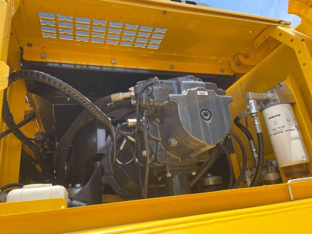 Komatsu PC 400 - Ερπυστριοφόρος εκσκαφέας: φωτογραφία 5 Komatsu PC 400 - Ερπυστριοφόρος εκσκαφέας: φωτογραφία 5