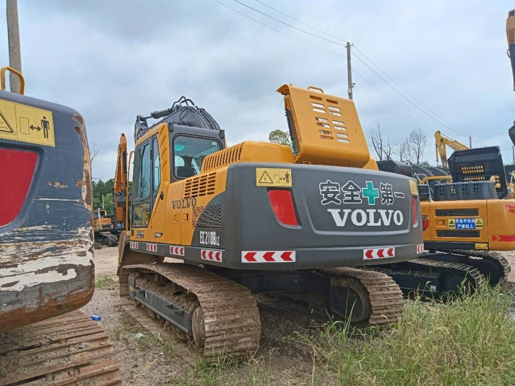 Volvo EC 210 B LC - Ερπυστριοφόρος εκσκαφέας: φωτογραφία 3 Volvo EC 210 B LC - Ερπυστριοφόρος εκσκαφέας: φωτογραφία 3