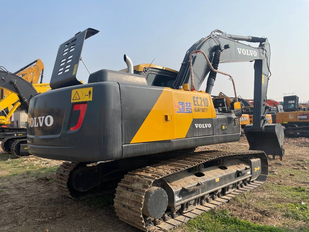 Volvo EC 210  - Ερπυστριοφόρος εκσκαφέας: φωτογραφία 1 Volvo EC 210  - Ερπυστριοφόρος εκσκαφέας: φωτογραφία 1