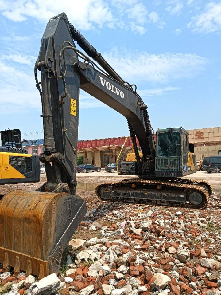 Volvo EC 240 - Ερπυστριοφόρος εκσκαφέας: φωτογραφία 1 Volvo EC 240 - Ερπυστριοφόρος εκσκαφέας: φωτογραφία 1