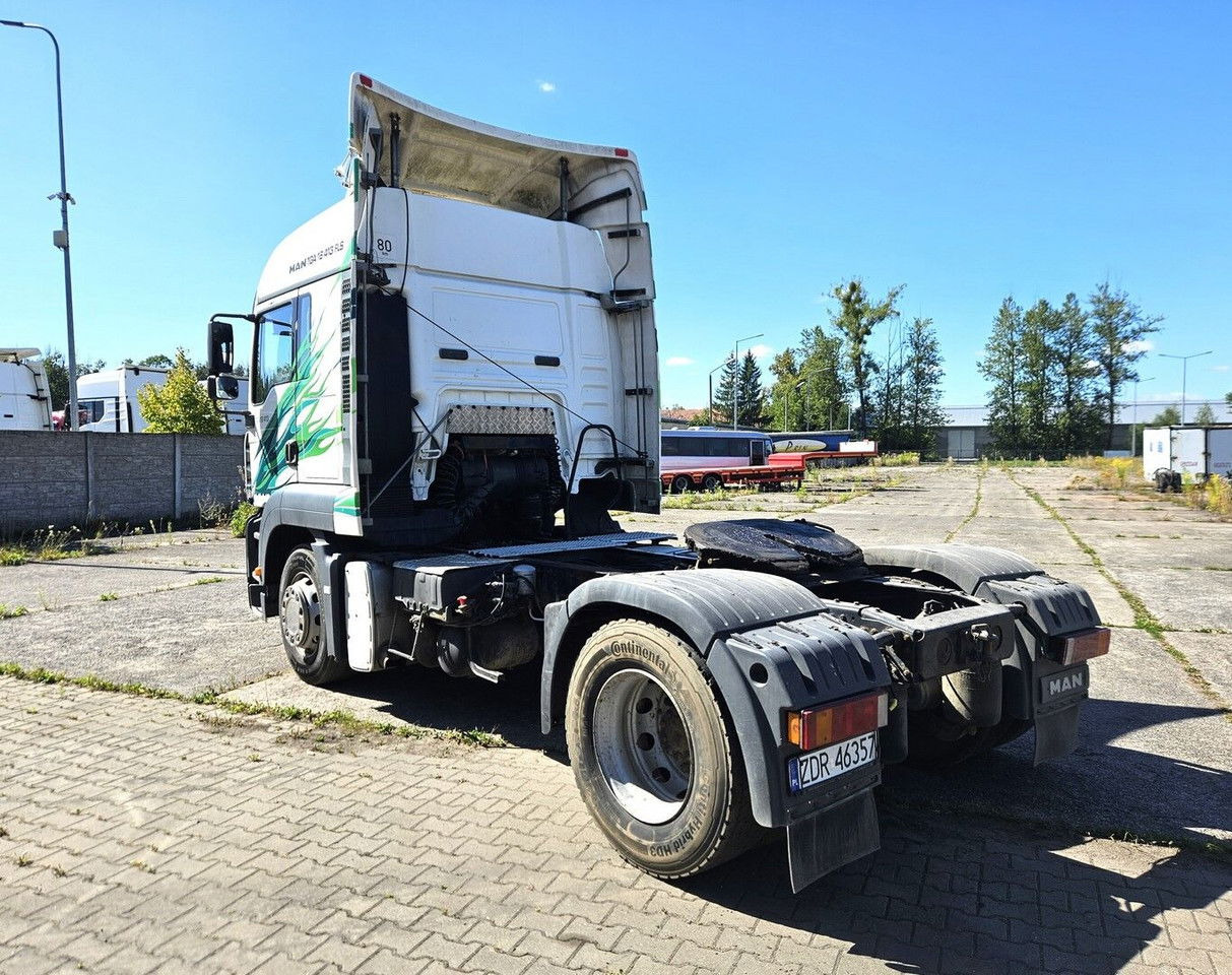 MAN 18.413 FLS - Manual pump and injectors, Intarder, Airco - Τράκτορας: φωτογραφία 3 MAN 18.413 FLS - Manual pump and injectors, Intarder, Airco - Τράκτορας: φωτογραφία 3