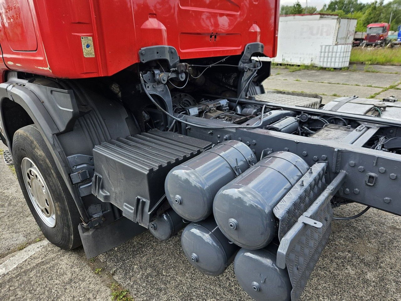 Φορτηγό σασί Scania 144 530 6X4 Manual Pump AND Injectros - Full Sprin G: φωτογραφία 9
