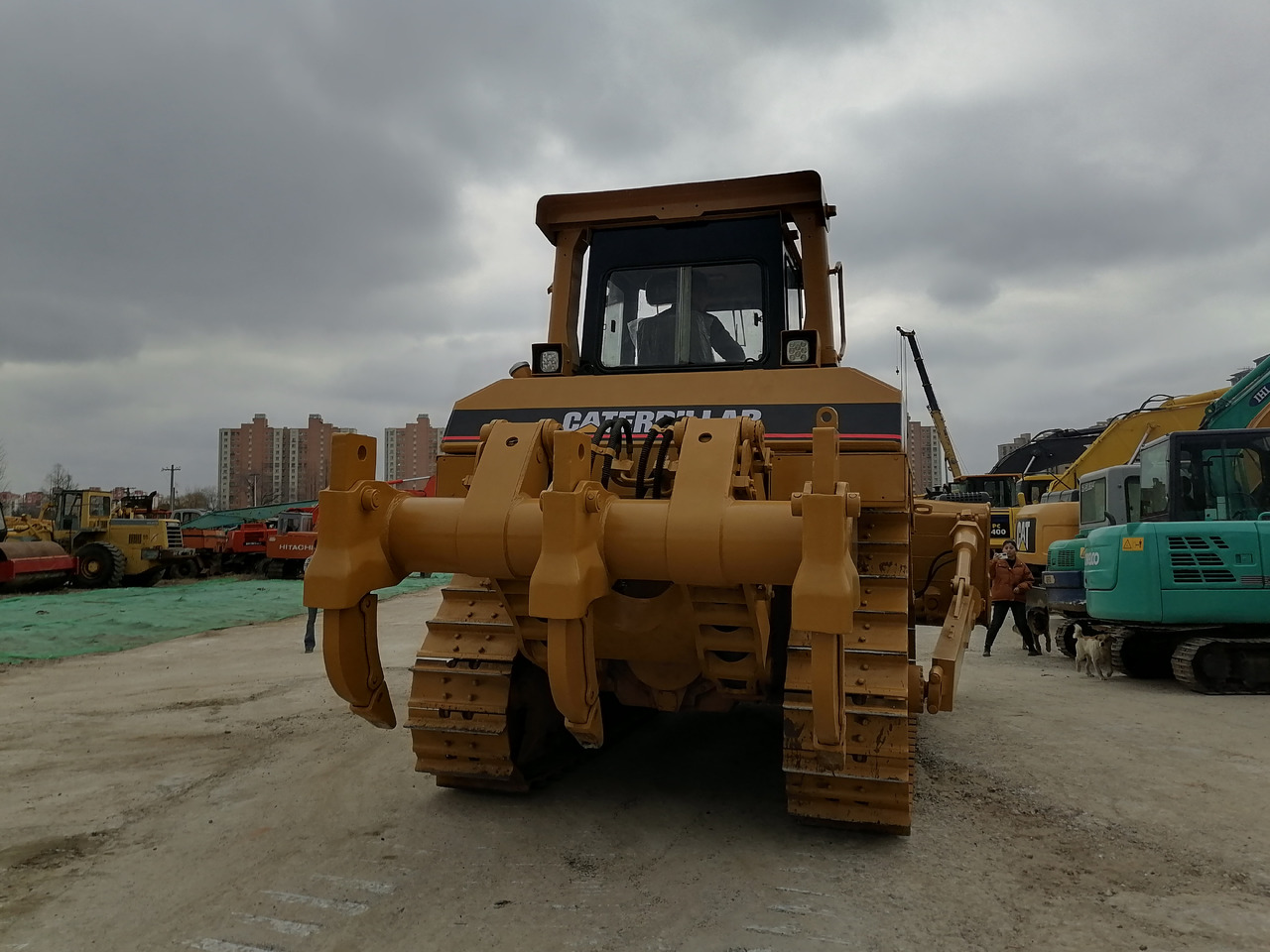 CATERPILLAR D8R - Μπουλντόζα: φωτογραφία 5 CATERPILLAR D8R - Μπουλντόζα: φωτογραφία 5