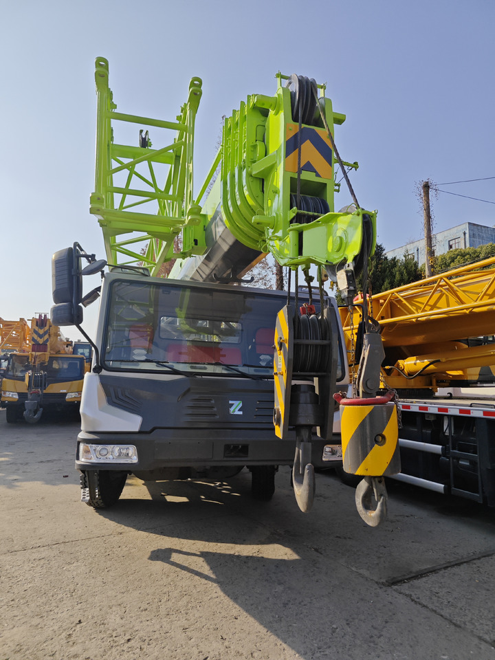 ZOOMLION ZTC250V 25TON - Τηλεσκοπικός γερανός: φωτογραφία 5 ZOOMLION ZTC250V 25TON - Τηλεσκοπικός γερανός: φωτογραφία 5
