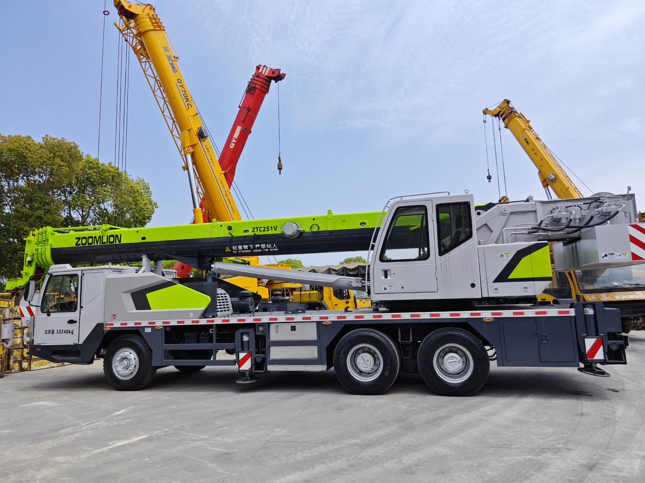 ZOOMLION ZTC251V - Τηλεσκοπικός γερανός: φωτογραφία 1 ZOOMLION ZTC251V - Τηλεσκοπικός γερανός: φωτογραφία 1