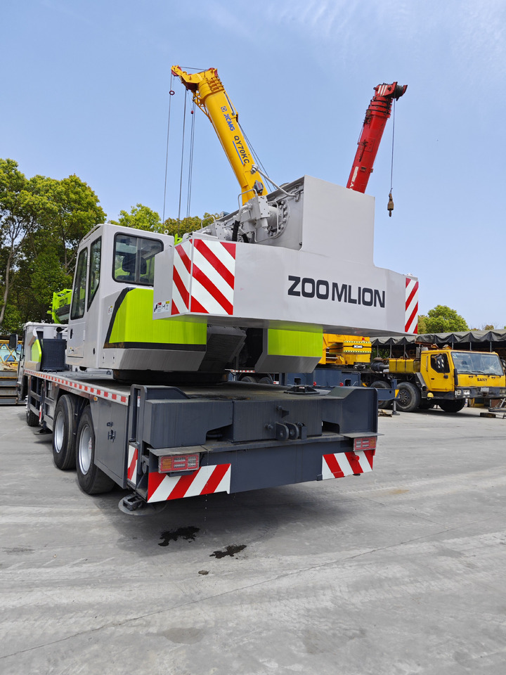 ZOOMLION ZTC251V - Τηλεσκοπικός γερανός: φωτογραφία 4 ZOOMLION ZTC251V - Τηλεσκοπικός γερανός: φωτογραφία 4