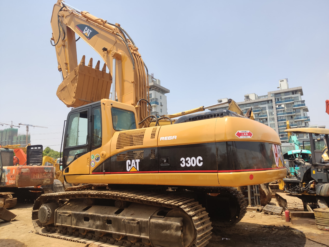 Caterpillar 330C - Ερπυστριοφόρος εκσκαφέας: φωτογραφία 1 Caterpillar 330C - Ερπυστριοφόρος εκσκαφέας: φωτογραφία 1