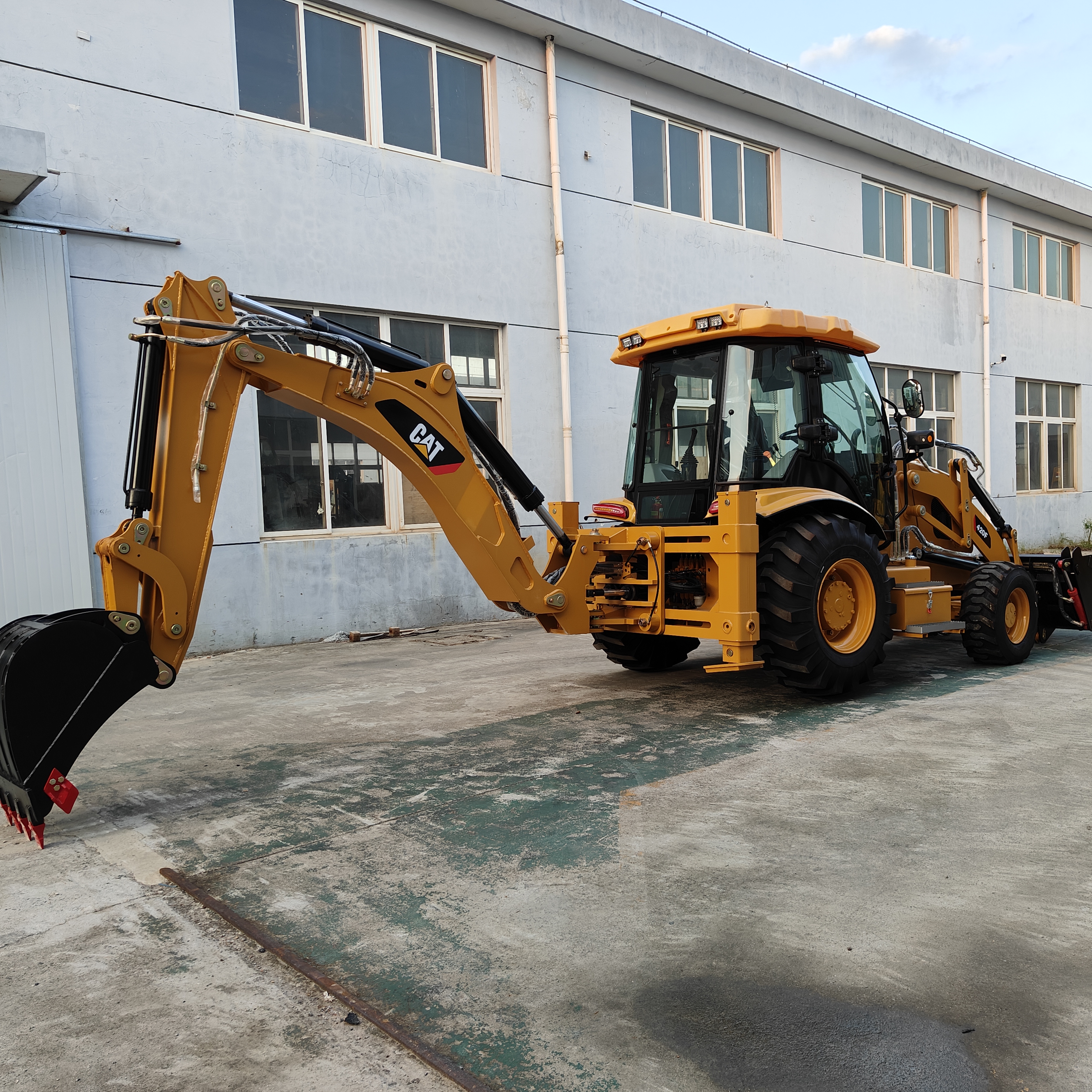Caterpillar 420F used cat loader - Φορτωτής εκσκαφέας: φωτογραφία 3 Caterpillar 420F used cat loader - Φορτωτής εκσκαφέας: φωτογραφία 3