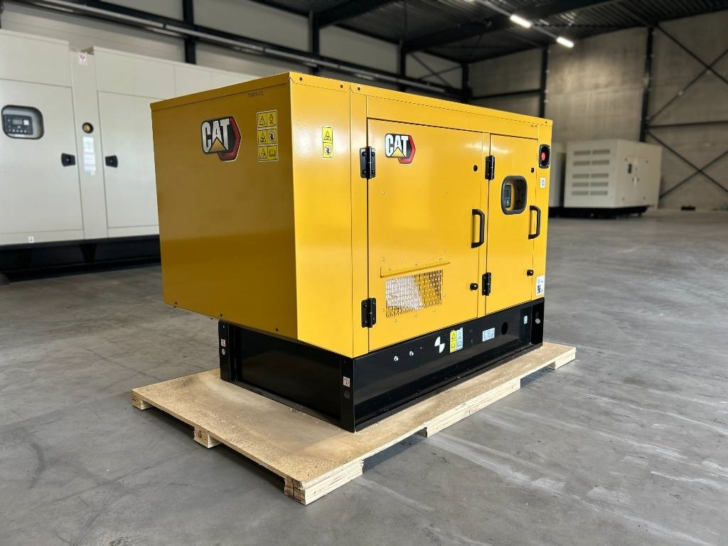 CAT DE13.5E3 - 13.5 kVA Generator - DPX-18001 - Βιομηχανική γεννήτρια: φωτογραφία 2 CAT DE13.5E3 - 13.5 kVA Generator - DPX-18001 - Βιομηχανική γεννήτρια: φωτογραφία 2