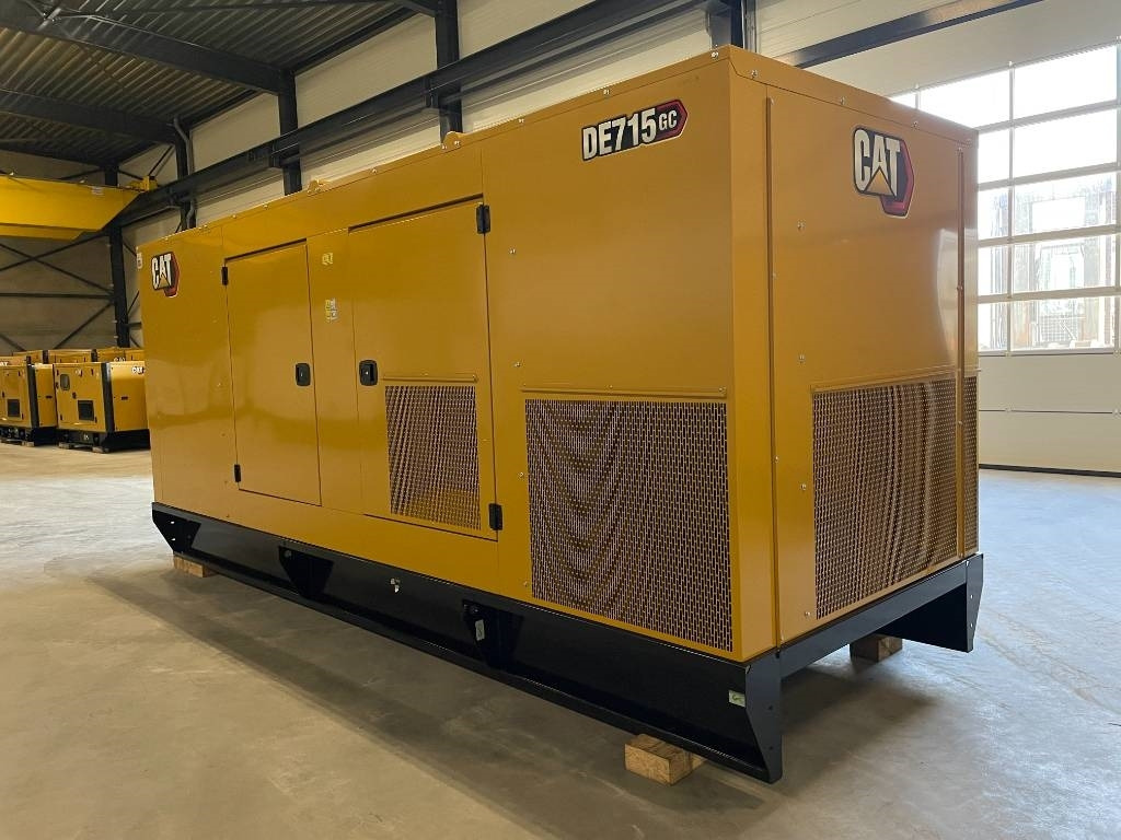 CAT DE715GC - 715 kVA Stand-by Generator - DPX-18224 - Βιομηχανική γεννήτρια: φωτογραφία 3 CAT DE715GC - 715 kVA Stand-by Generator - DPX-18224 - Βιομηχανική γεννήτρια: φωτογραφία 3